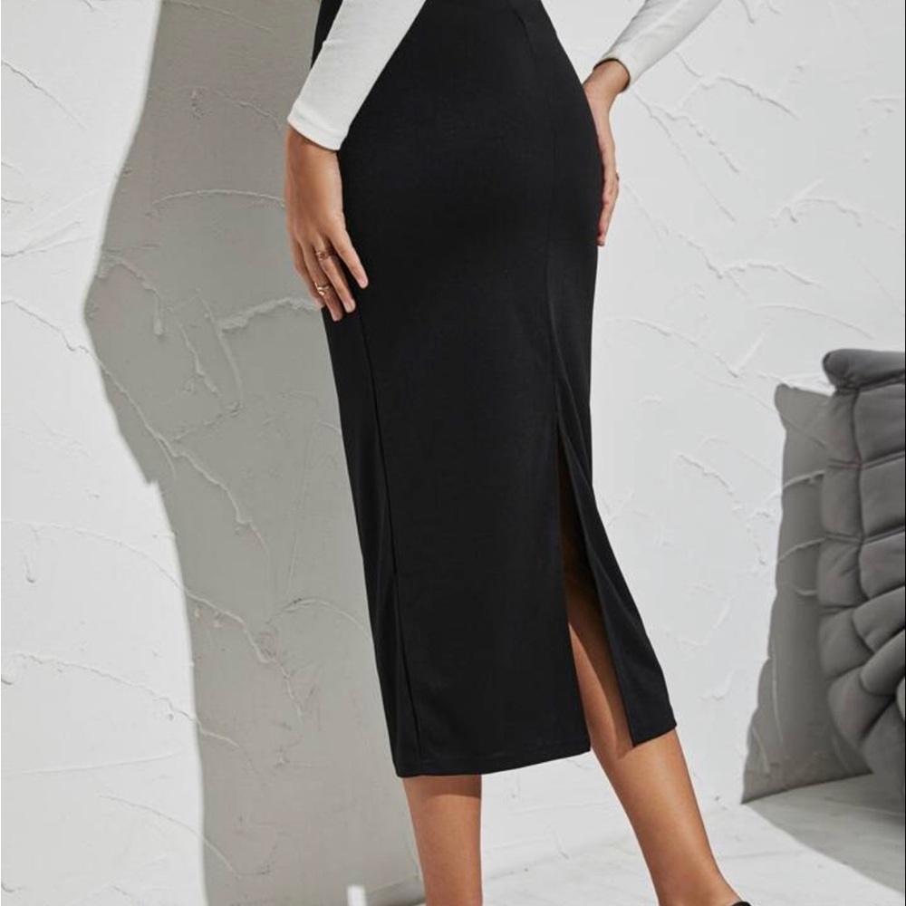 Liz baker black skirt size:10